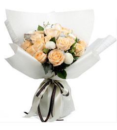 珍惜- 19朵香槟玫瑰，搭配8枝白色乒乓菊，银叶菊、满天星