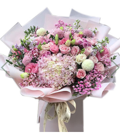 倾国倾城--19枝粉佳人玫瑰，1枝粉色绣球，5个乒乓菊，10枝紫罗兰