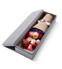 迎接未来--精品玫瑰礼盒,红玫瑰4枝，戴安娜玫瑰4枝，香槟玫瑰3枝