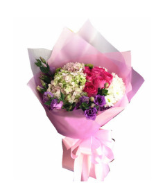 幸福瞬间--苏醒粉玫瑰11枝,1枝粉绣球、紫色龙胆、白色雏菊、绿色扣菊