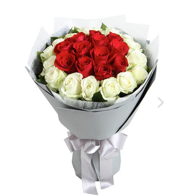 浪漫爱情--红玫瑰12枝，白玫瑰17枝