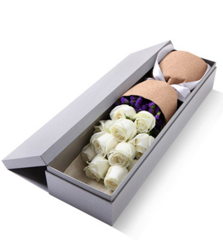 爱的证明--精品玫瑰礼盒：白玫瑰11枝，勿忘我适量